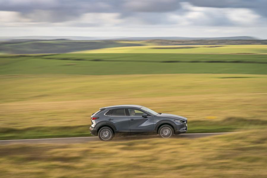  Mazda CX-30 Skyactiv-G 2019 года  (UK) (фото 35 из 93)